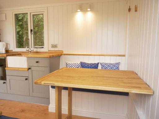 Wolstonbury Getaway Villa Hassocks Exterior photo